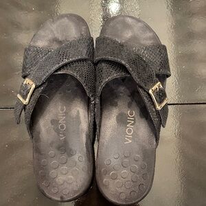 Vionic Women's Black Buckle Slide Sandals